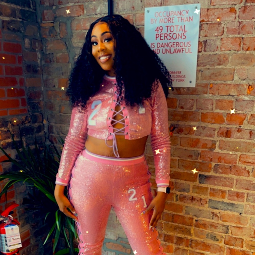 I am selling a two piece set by gsuwoo only worn once for my birthday